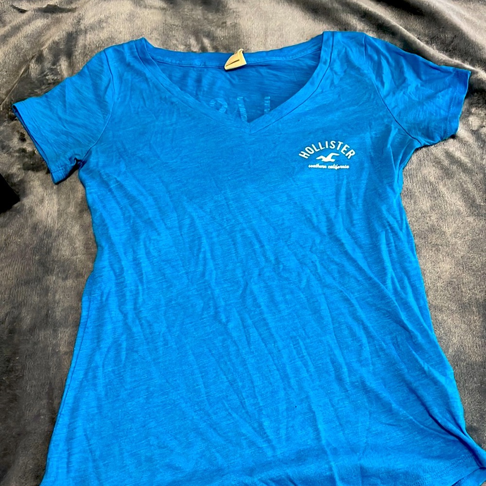 Hollister Tee Shirt